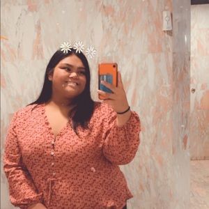 Meet your Posher, Abigail